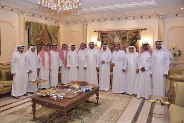 مجلس الدكتور أحمد العلي يستقبل زواره من الأعيان والأهل والجيران - اليوم