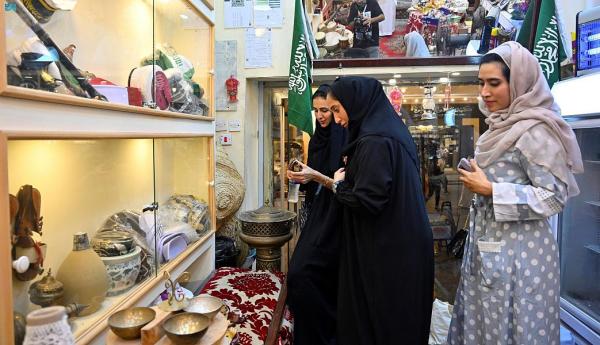 المقعد يحتفظ بالعادات والتقاليد الحجازية - واس