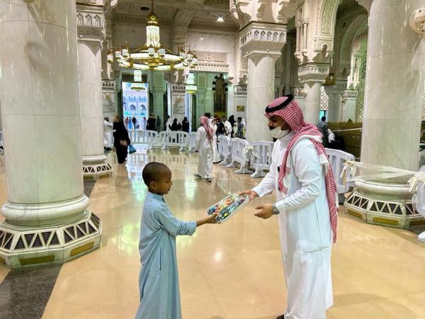 البرنامج يستهدف فئة الزائر الصغير بالمسجد الحرام - اليوم