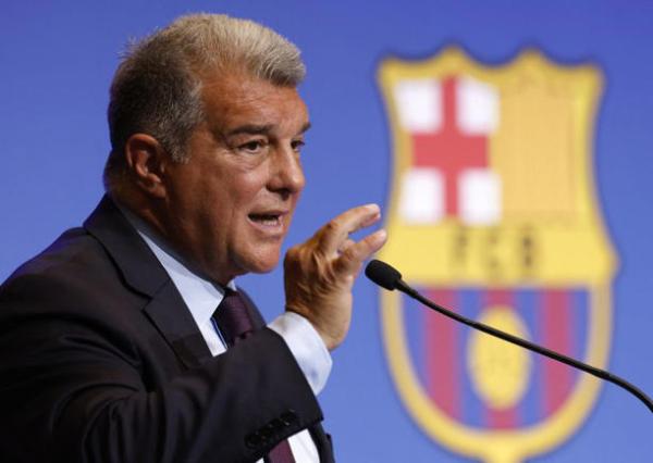 رئيس برشلونة ينفي ارتكاب أي جريمة في فضيحة التحكيم