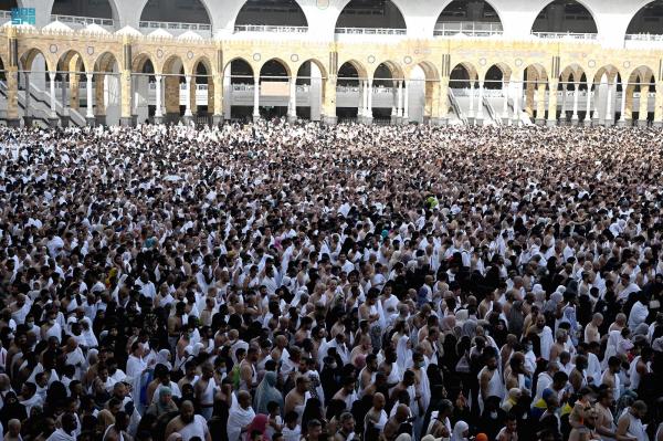 المسجد النبوي يستعد لليلة ختم القرآن الكريم