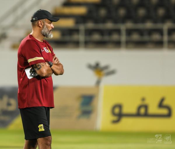 3 أرقام مميزة لنونو سانتو مع الاتحاد قبل كلاسيكو الهلال