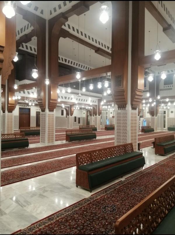 الشؤون الإسلامية توجه بتغيير اسم جامع 'الأربع منارات' بمكة وإزالة المجالس داخله