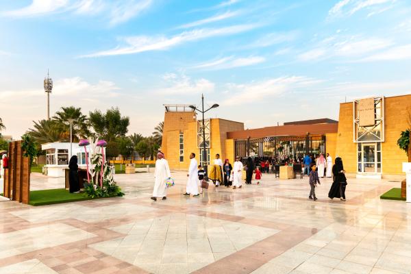 لا تفوتك.. 7 أنشطة ترفيهية مميزة في حديقة الملك عبد الله بالرياض