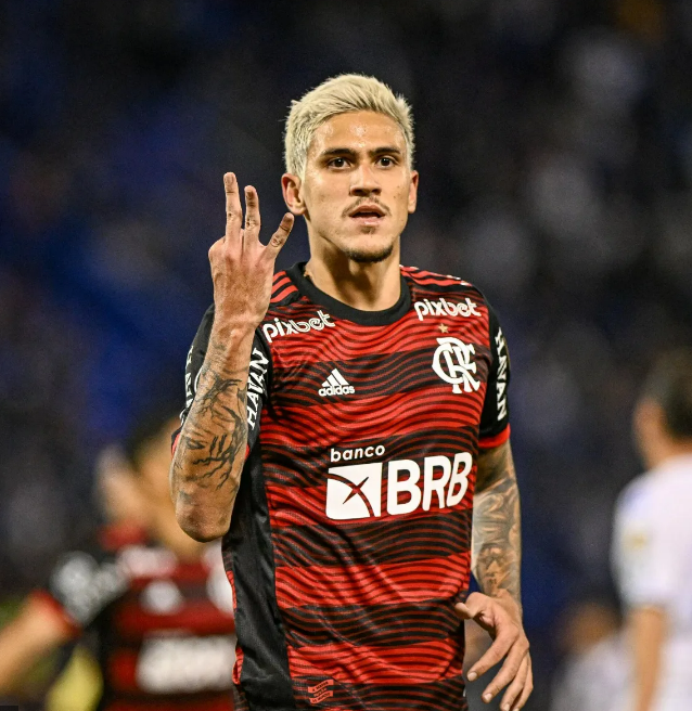 الاتحاد يضع على راداره نجم فلامنجو البرازيلي