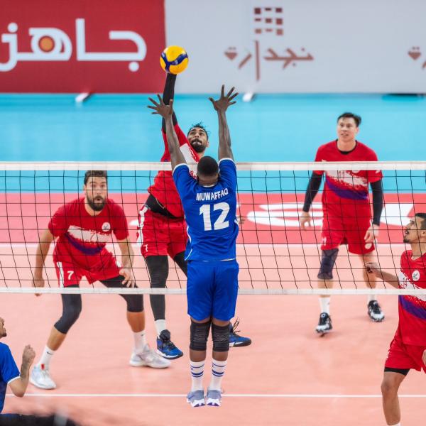 اعصار الابتسام يخفي الهلال ..والأهلي يعلن التحدي بالفيصلي