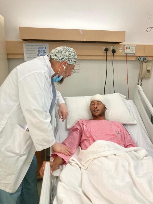 تدخل جراحي ينقذ مقيما من إصابة بالغة في جدة