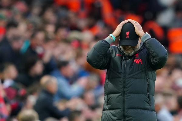 كلوب يتوقع غياب ليفربول عن دوري أبطال أوروبا