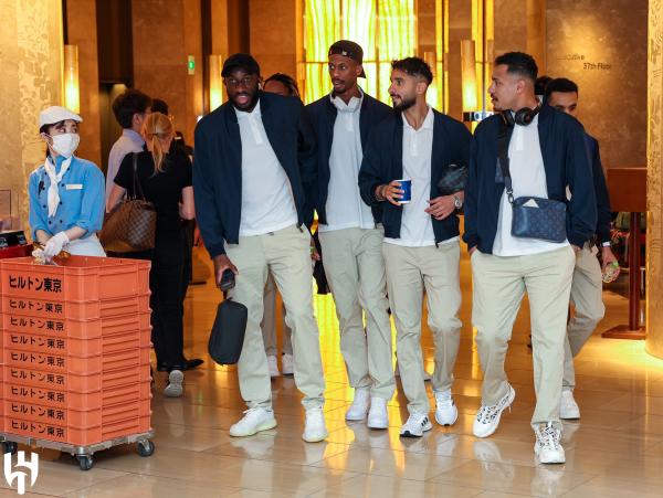 الأحد.. بعثة الهلال تصل الرياض