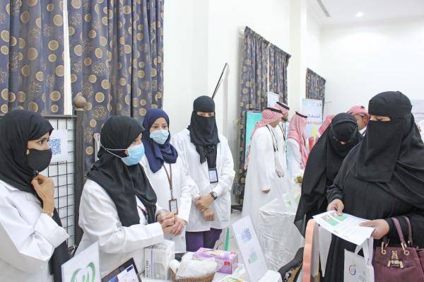 تدشين معرض غذائي حياتي على مسرح بلدية بقيق - اليوم