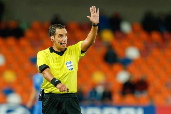 الكشف عن حكم مباراة الهلال والاتحاد في دوري روشن
