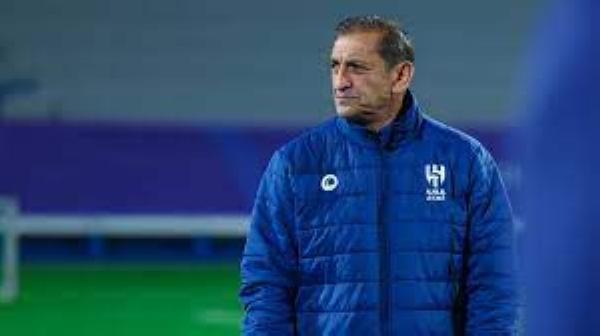 الهلال يعلن موافقته على طلب دياز بالمغادرة لبلاده