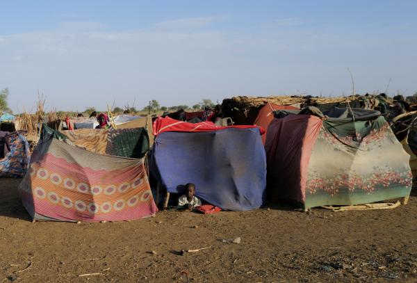 مخيمات اللاجئين على الحدود بين السودان وتشاد - رويترز