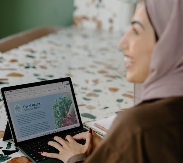 تأجير المكتب خيار مناسب لمن يحب الجمع بين الخصوصية وأجواء العمل المؤسسي - مشاع إبداعي