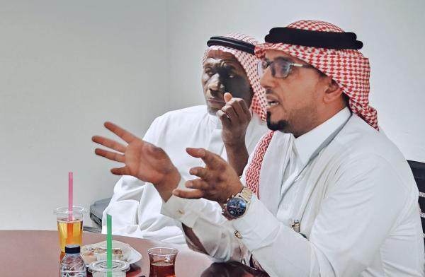 جانب من زيارة فريق برنامج