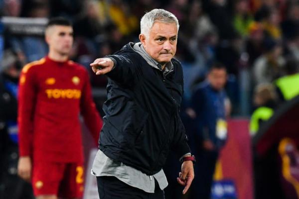 يوروبا ليغ: مورينيو للقب سادس أمام إشبيلية الباحث عن الكمال