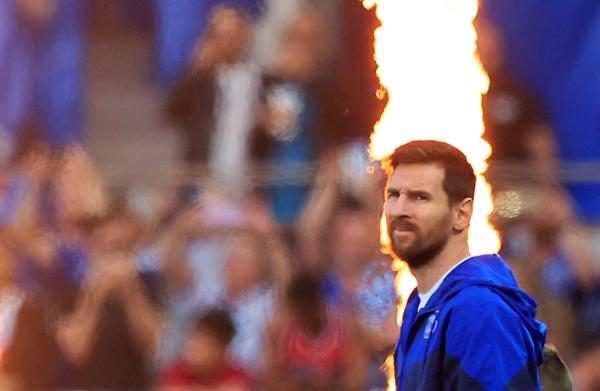 برشلونة يحدد بديل ميسي
