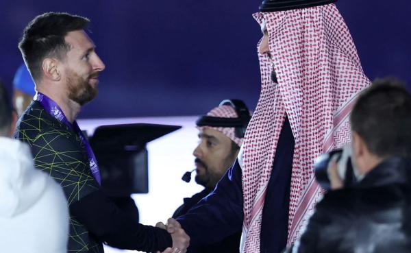 خاص | وفد الهلال موعود في باريس