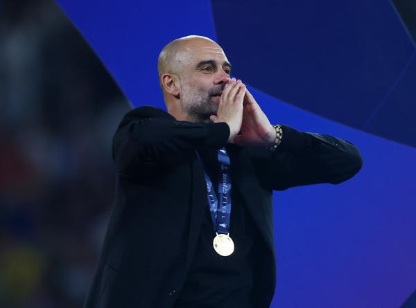 الفيلسوف جوارديولا.. عام ذهبي مع السيتزن