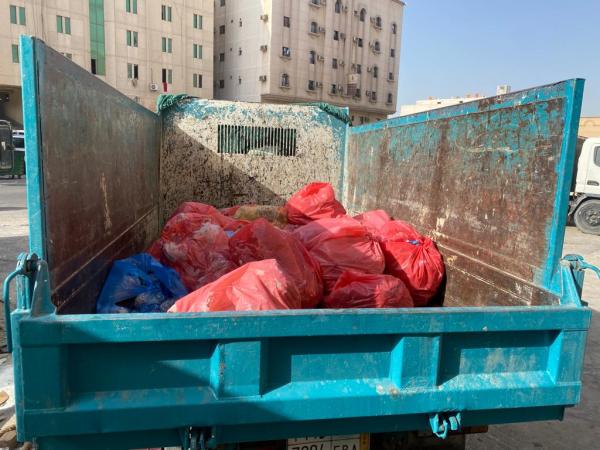 إتلاف 153 كيلو من اللحوم مجهولة المصدر - بلدية وسط الدمام