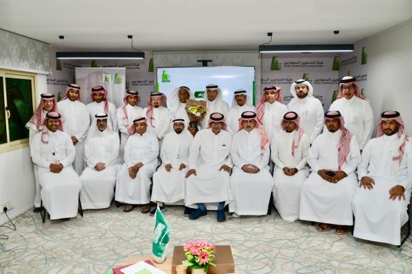 مجلس الاعلام الرياضي في الأحساء يحتفي بالخاتم 