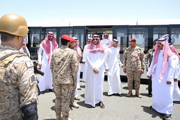 تسهيلات وتناغم بين الجهات لخدمة الحجاج في مطار الطائف - اليوم 