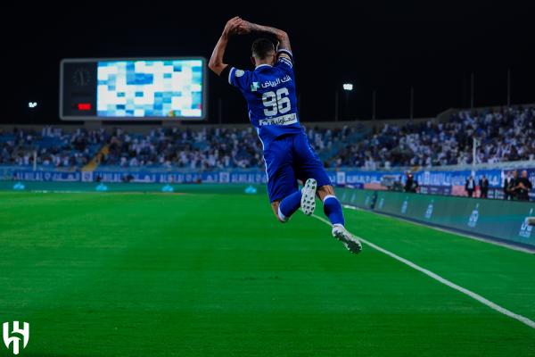 كورينثيانز يفاوض الهلال على استعارة ميشايل