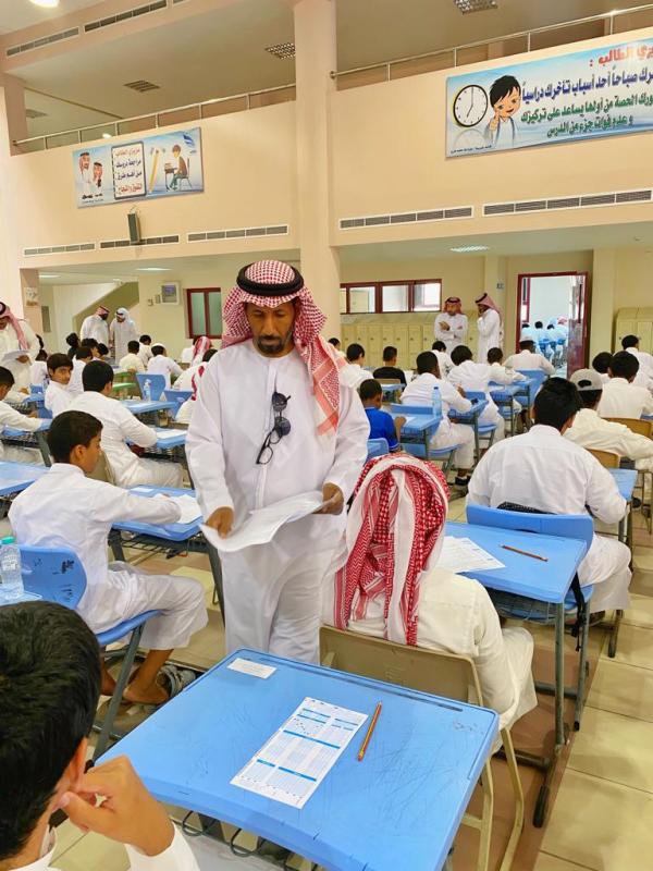 فيديو.. ٥ ملايين طالب ينتظمون في اختبارات نهاية العام