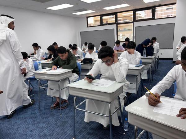 فيديو.. ٥ ملايين طالب ينتظمون في اختبارات نهاية العام