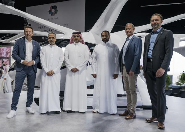النصر وريان يشاركان ممثلي الهيئة وفلوكوبتر في رحلة تجريبية