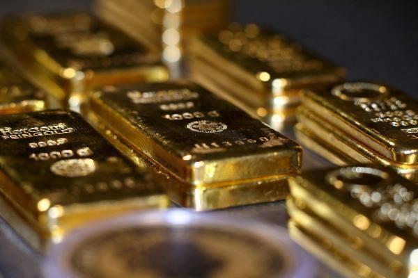 الذهب يتراجع وسط ترقب لشهادة باول