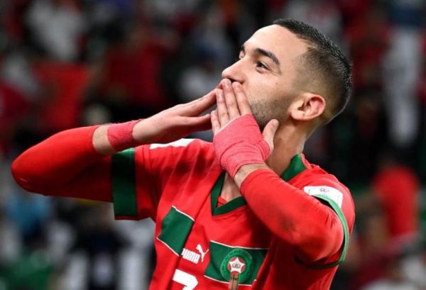 مع اقتراب زياش.. نجوم مغاربة تألقوا بقميص النصر