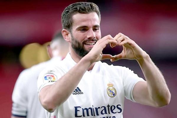 رسمياً.. ريال مدريد يمدد تعاقده مع ناتشو