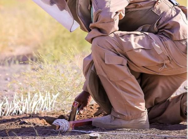 اليمن يمنح مشروع «مسام» وسام الشجاعة