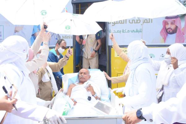 قافلة الحجاج خدمة متميزة للمرضى المنومين من حجاج بيت الله الحرام - اليوم 