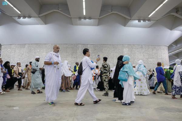 الحجاج يخرجون من منى قبل غروب الشمس إن أرادوا التعجل - واس