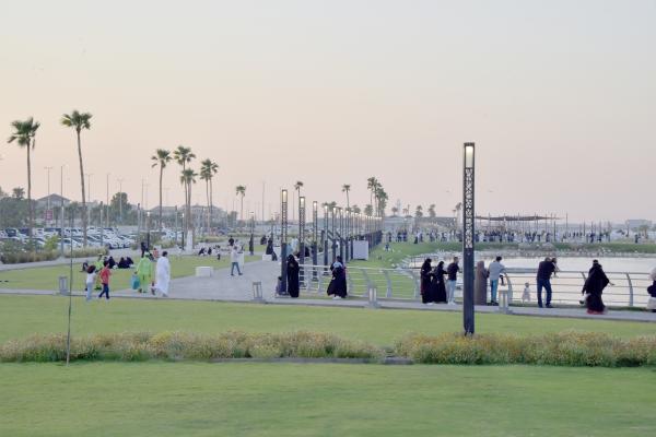 الاستمتاع بواجهات الشرقية رغم الأجواء الحارة - اليوم 