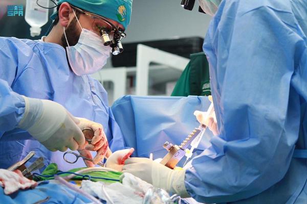'الصحة': إنقاذ حياة حاجة وحاج تعرضا لجلطة قلبية
