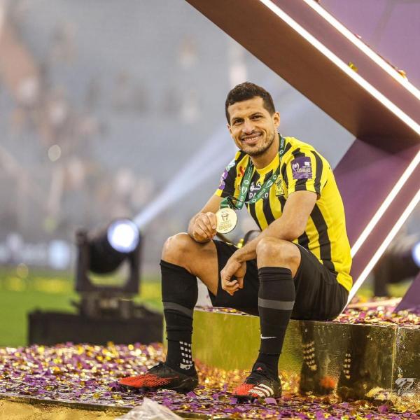 نونو سانتو يتمسك باستمرار طارق حامد