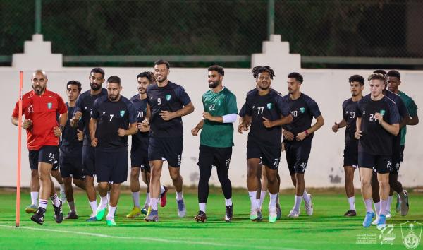 بمشاركة فيرمينو لأول مرة.. الأهلي يُواصل إعداده للموسم المقبل