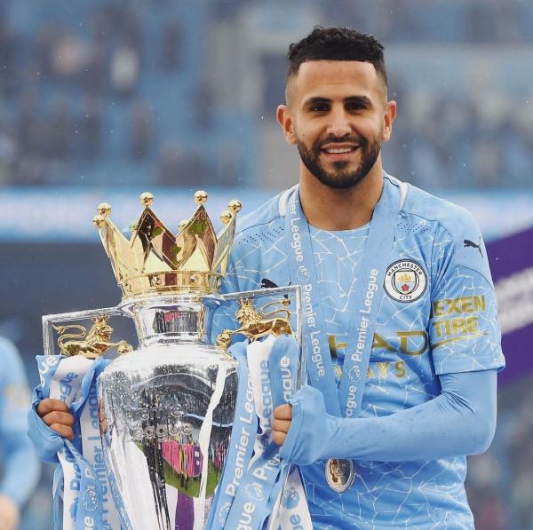 الأهلي يتم اتفاقه مع رياض محرز - عاجل