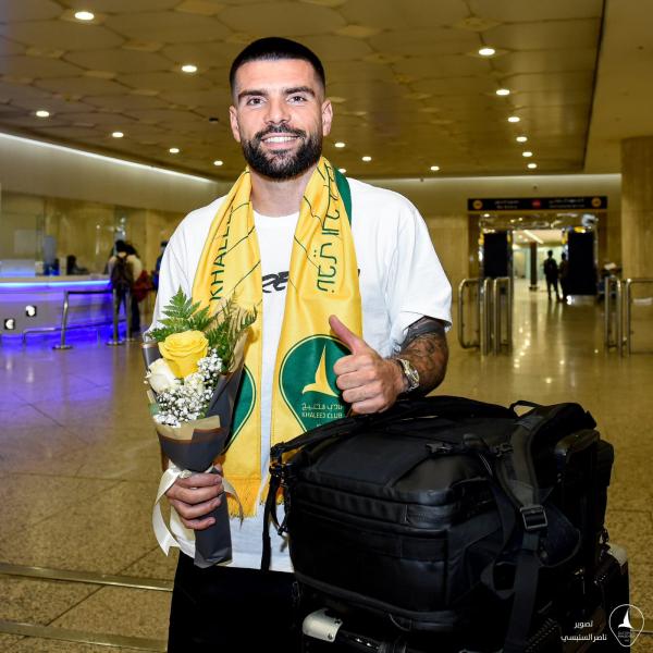 الخليج يدشن تدريباته غدا ووصول بيدرو الى سيهات 