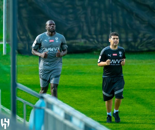 تدريبات الهلال.. كوليبالي يظهر للمرة الأولى