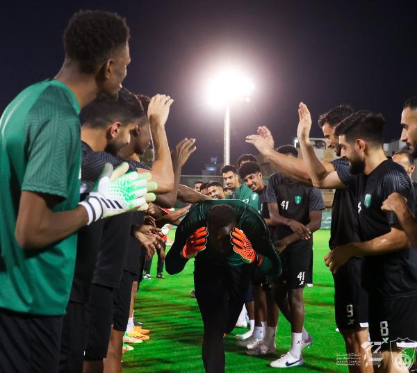 تدريبات الأهلي.. ظهور ميندي الأول