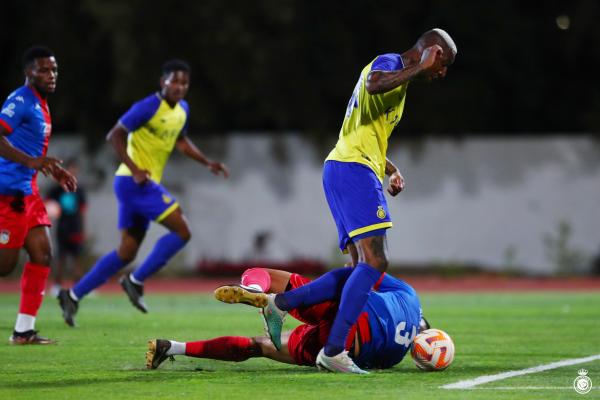 النصر يستهل ودياته بثنائية في ألفيركا البرتغالي