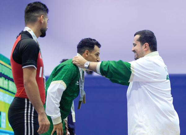 سراج.. يضيء «سماء الوطن»