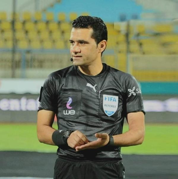 حكم مصري لقمة الأهلي والزمالك