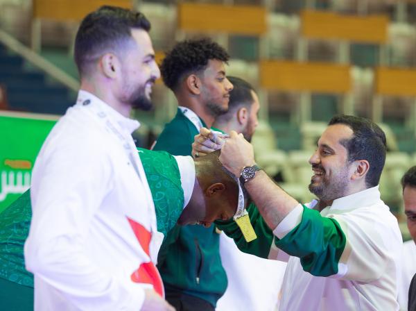 سفياني.. ذهبية تزين سجله الحافل