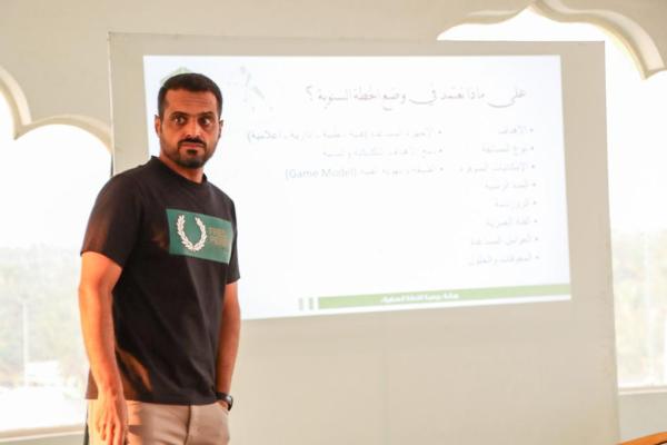 العطوي يبرمج الخطة السنوية لمدربي الأحساء