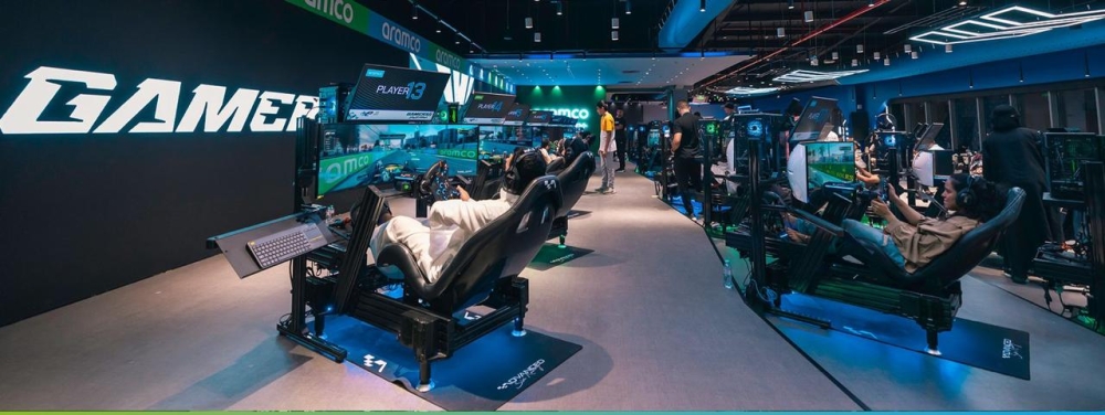 محاكاة F1 تلفت الأنظار